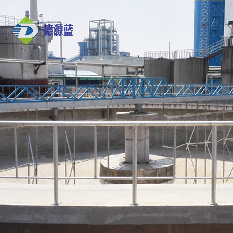 中心傳動(dòng)刮泥機(jī)